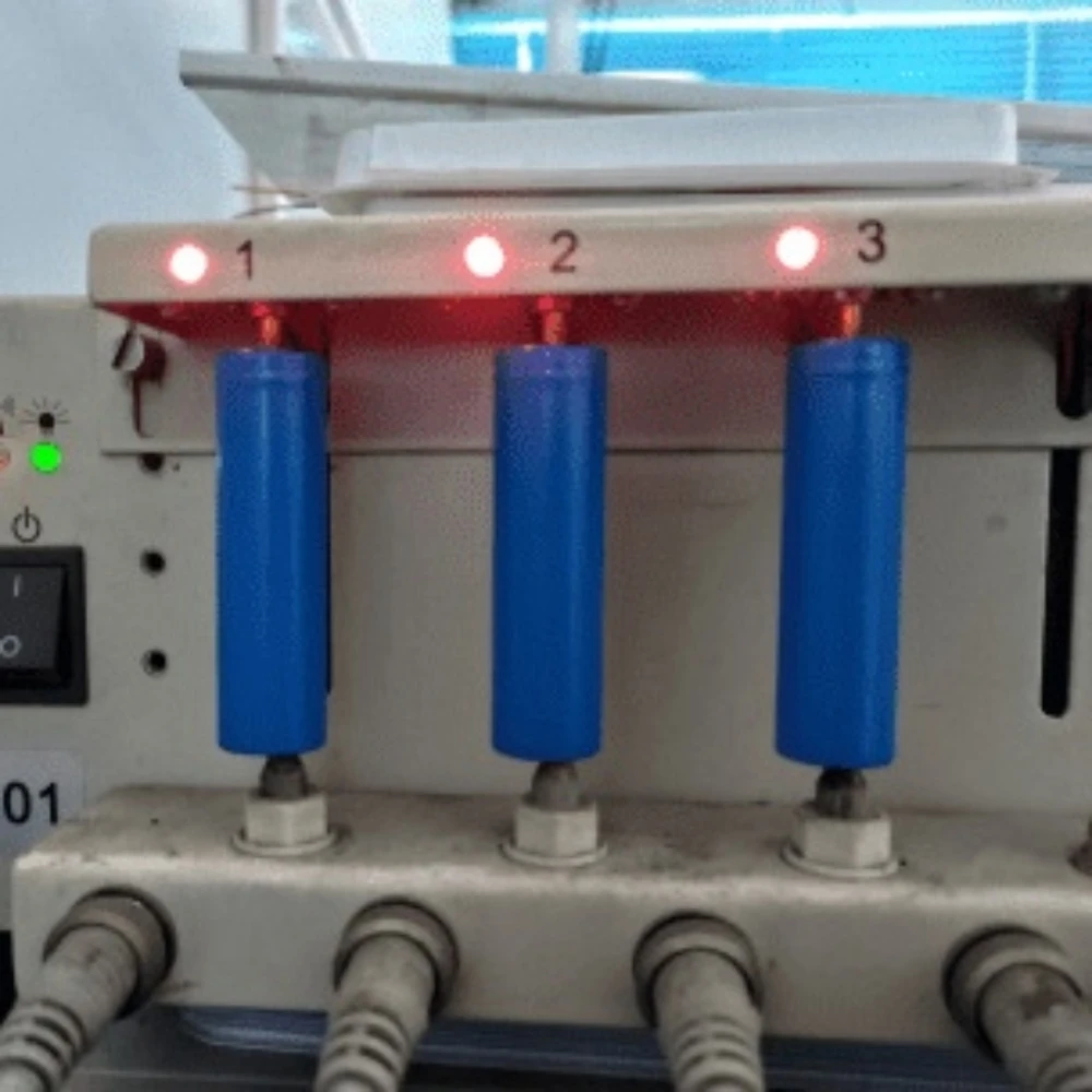 

10 шт. аккумуляторов LiFePO4 18650 3.2В 1500мАч, зарядное устройство для LiFePO4 аккумуляторов, для светодиодных ламп, пылесосов, косметических приборов, кислородных насосов, вентиляторов