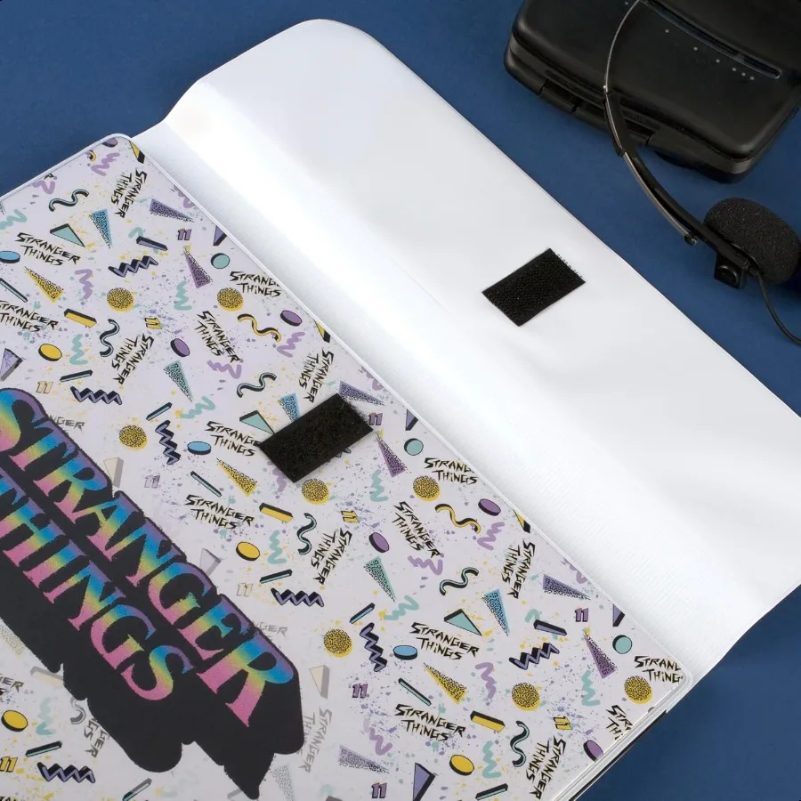Trapper Keeper Binder Stranger Things 1 Inch Binder with Folders and Pockets Holds 81 2 x 11 Paper Yearbook 261138B25
