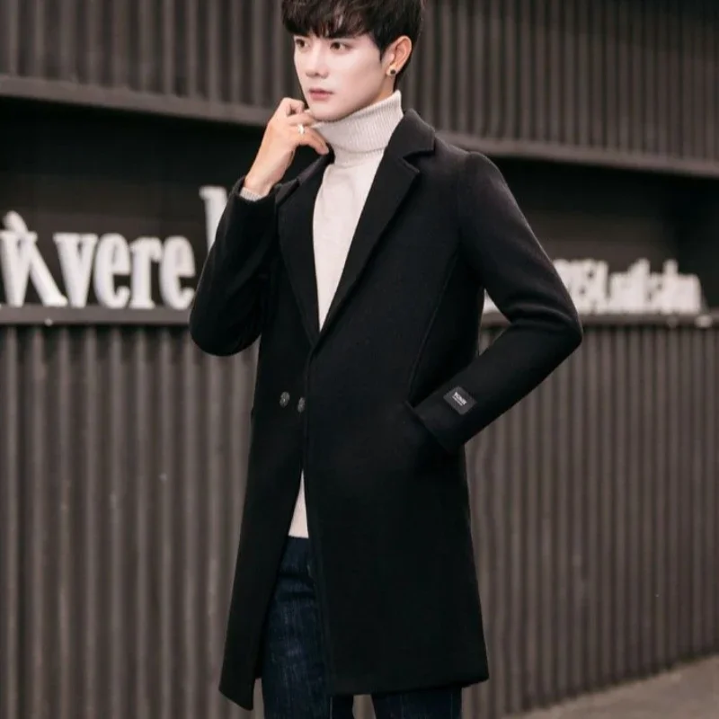 

2025 Winter Men's Slim Fit Tweed Coat Korean Style Luxury Woolen Overcoat Mid Length Stylish Coat​