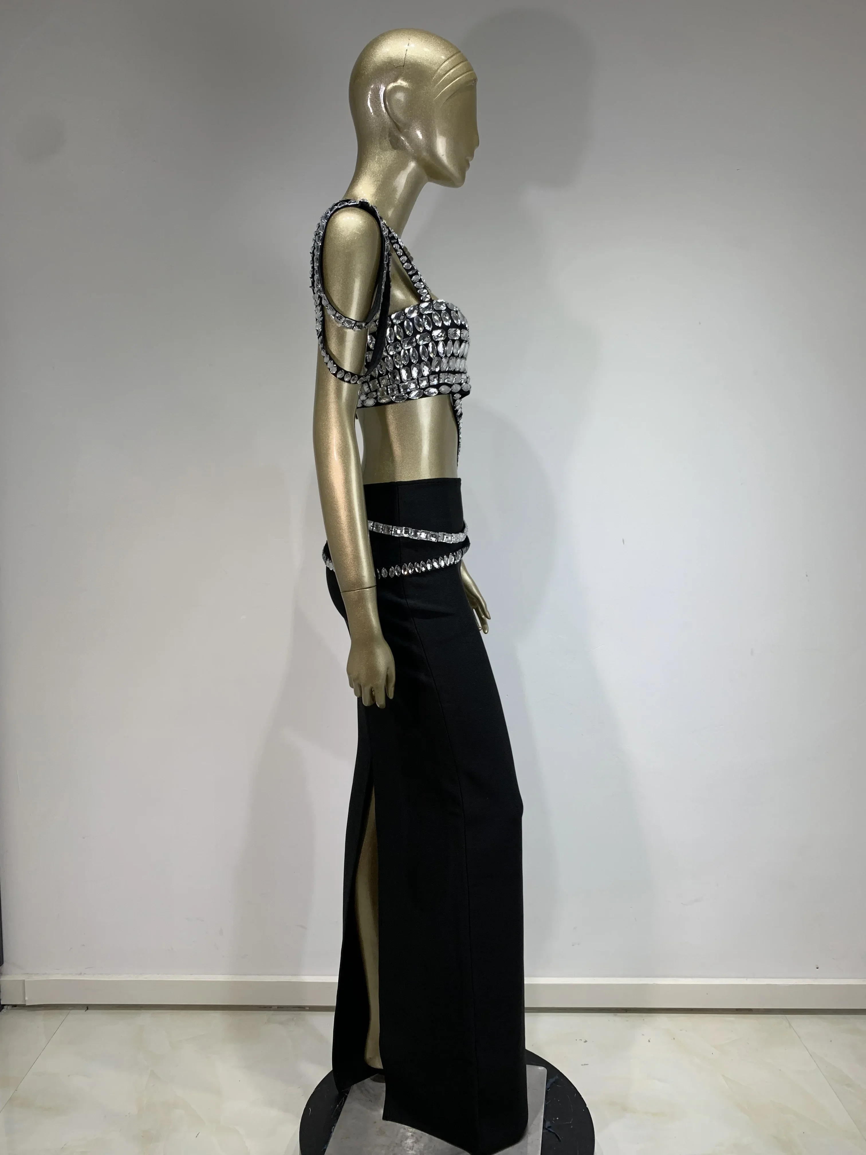 Nouvelles femmes de luxe noir tenues de fête Camis en cristal haut court et jupes longues à bandes deux pièces ensembles robe de Gala de soirée de célébrité