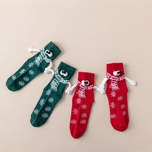 Cute Black And White Holding Hands Suction Couple Socks Funny Harajuku Versatile Fashion Socks Smile Middle Tube Mouth Magnetic