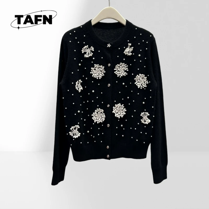 25 Popularnych Europejskich i Amerykańskich Wełnianych Ciepłych Bankietowych Luksusowych Damskich Swetrów z Nadrukiem, Stylowych i Słodkich Temperamentów A25166