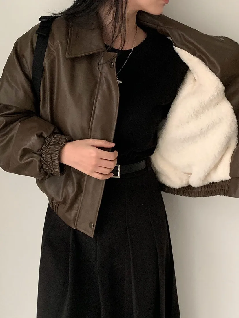 Chic Autunno Inverno Fce Foderato Colletto con cerniera Lungo Sve Allentato Versatile Cappotto Jaet in pelle da donna Ne Polyest...