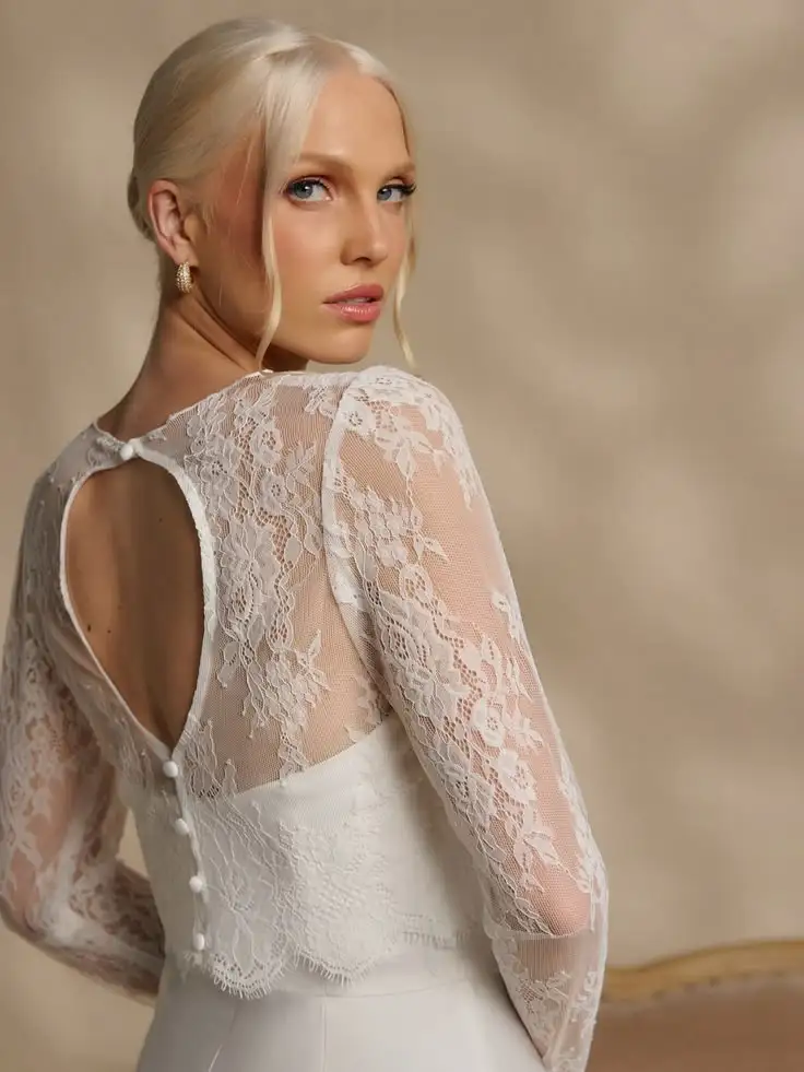 Customized Lace Wedding Boleros Full Sleeves Backless with Buttons Bride Topper Formal Party Bridal Shrugs Accessory