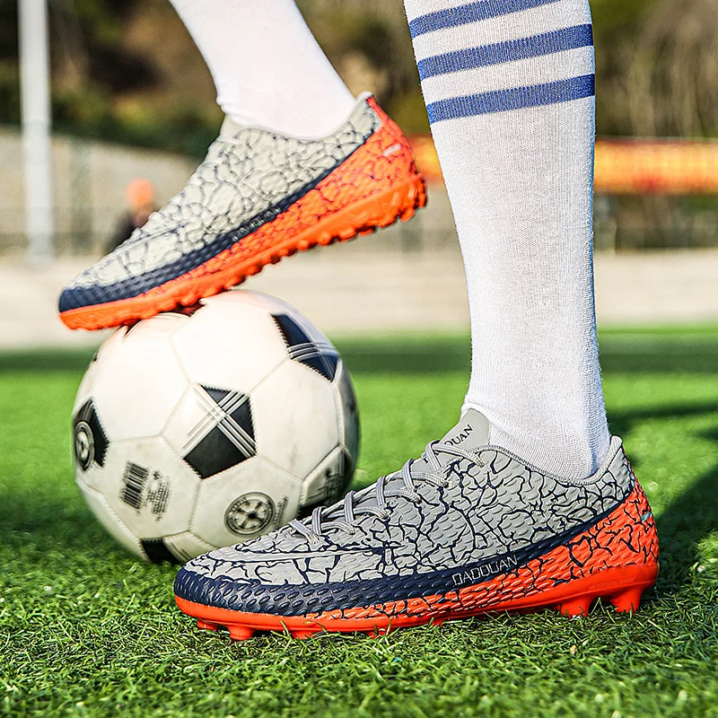 Zapatos de fútbol profesionales de alta calidad para hombres, botas de fútbol ultraligeras FG/TF para niños, botas de entrenamiento al aire libre,