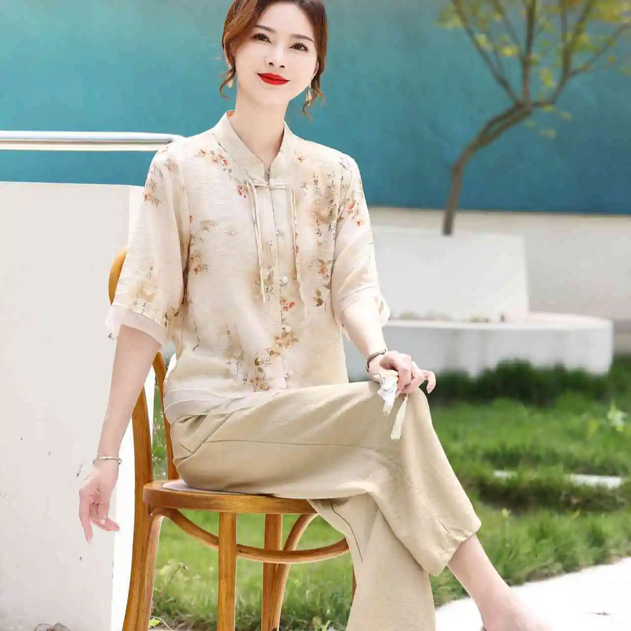 Summer Short Sleeved Tops for Middle Aged and Elderly Women's Fashion New Chinese Style Elegant Shirts