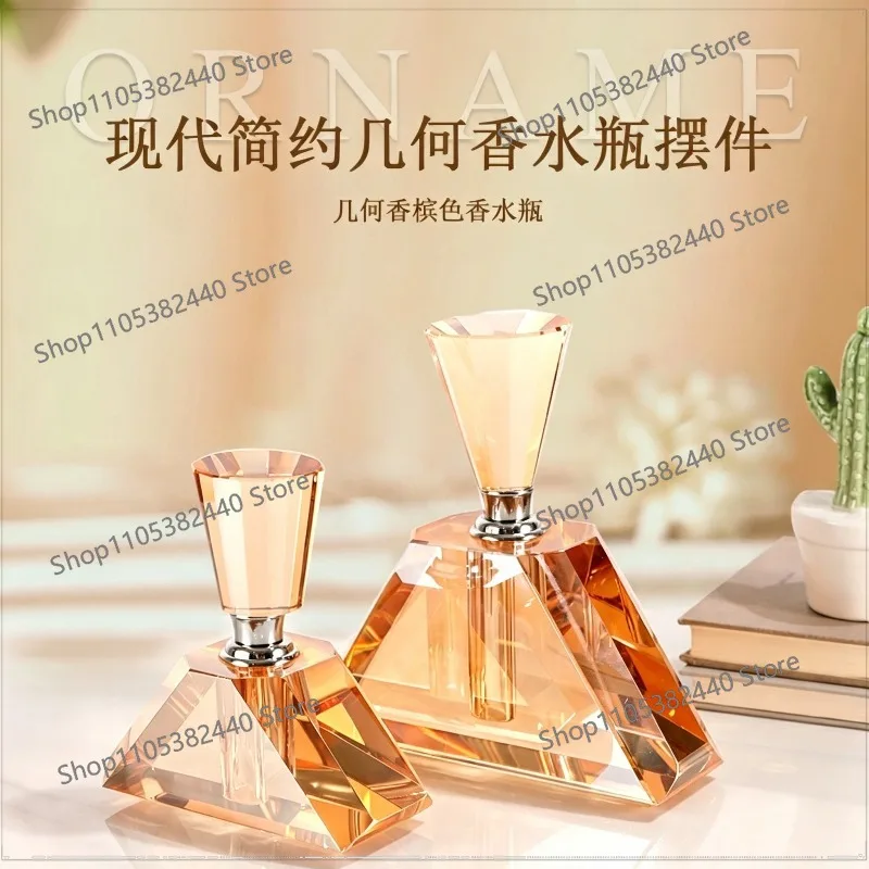 Modern Geometric Triangle Perfume Bottle Decor, Champagne Crystal Glass Ornament for Home Showroom, Wine Cabinet Decoration
