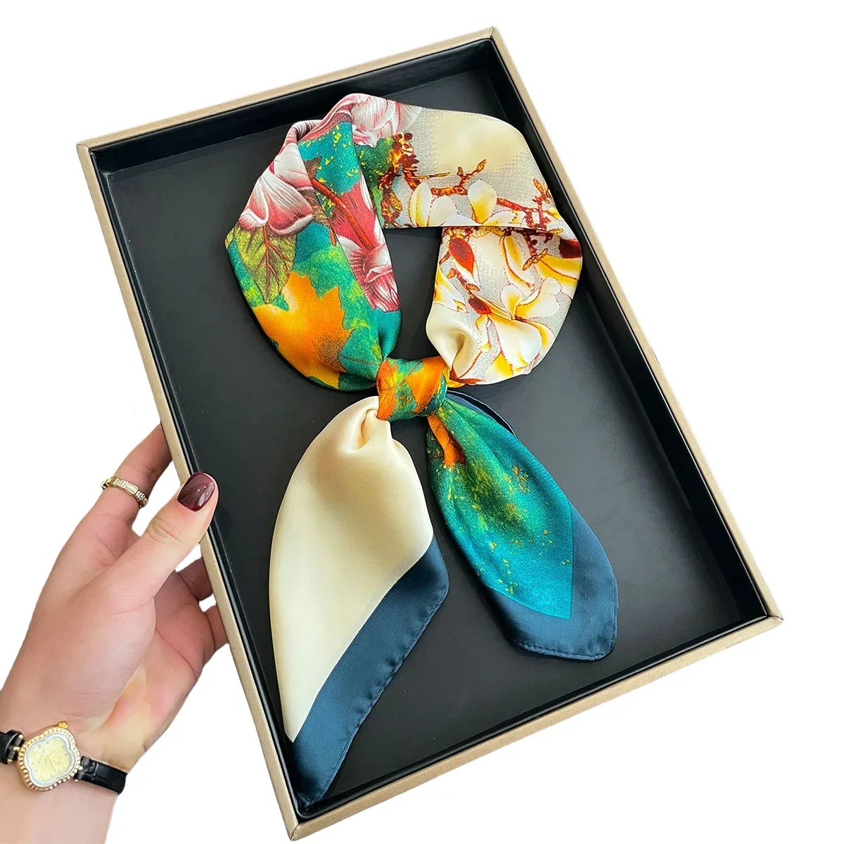 70*70 سنتيمتر الأزهار طباعة وشاح الرأس النساء الحرير ساحة وشاح الرأس Foulard باندانا الحجاب الإناث لينة منديل رابطة عنق شال صيفي