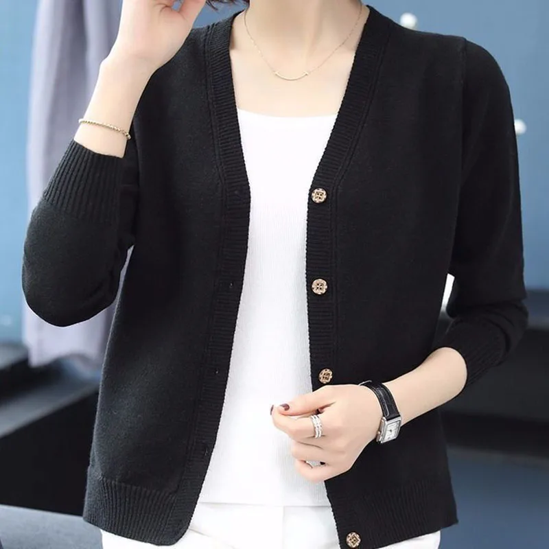 Fashion V-Neck Knitted Button Solid Color All-match Cardigan Sweaters Women\'s Clothing 2022 Autumn New Loose Korean Tops