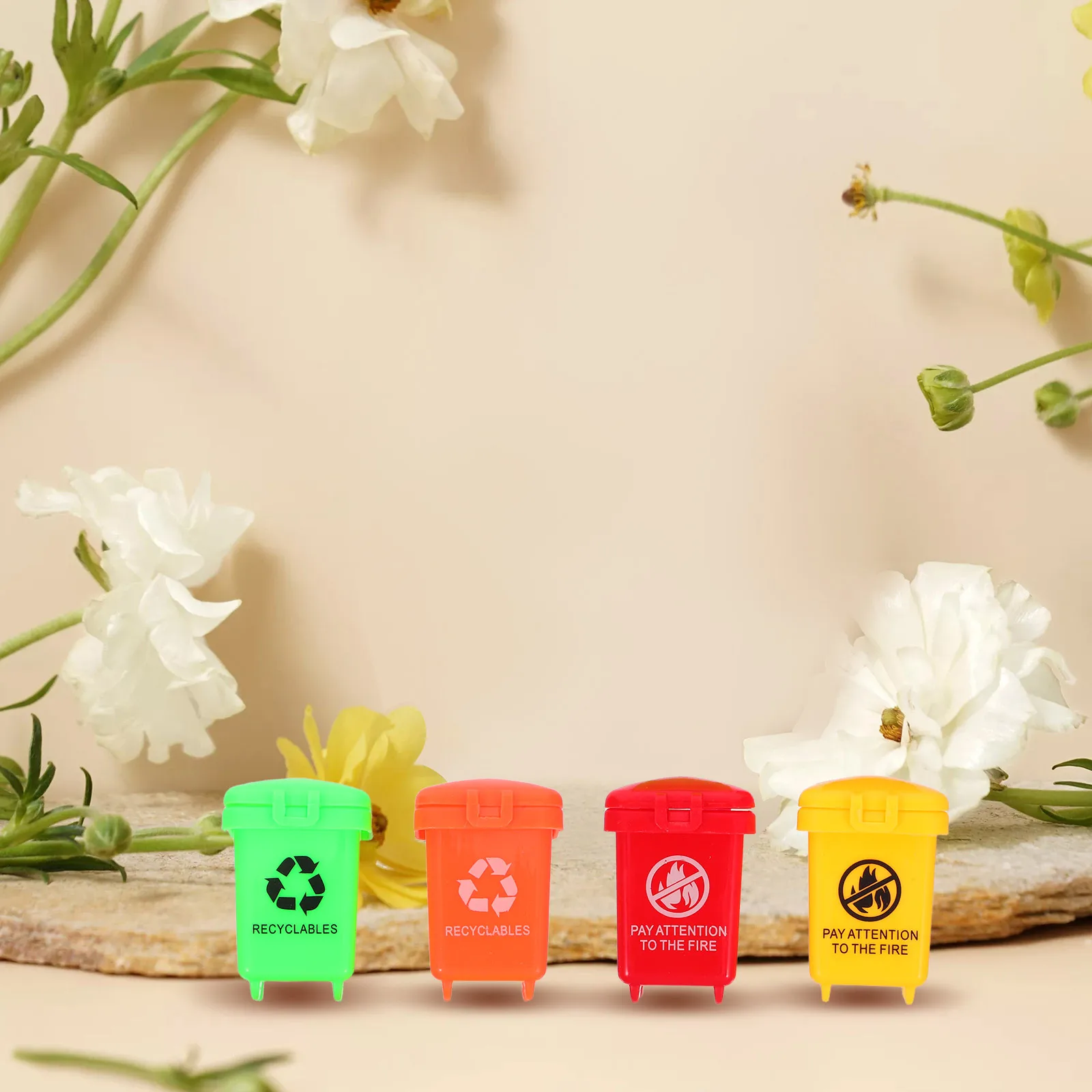 

20 Pcs Mini Trash Can Simulated Little Storage Bucket Garbage Cans with Lid Child