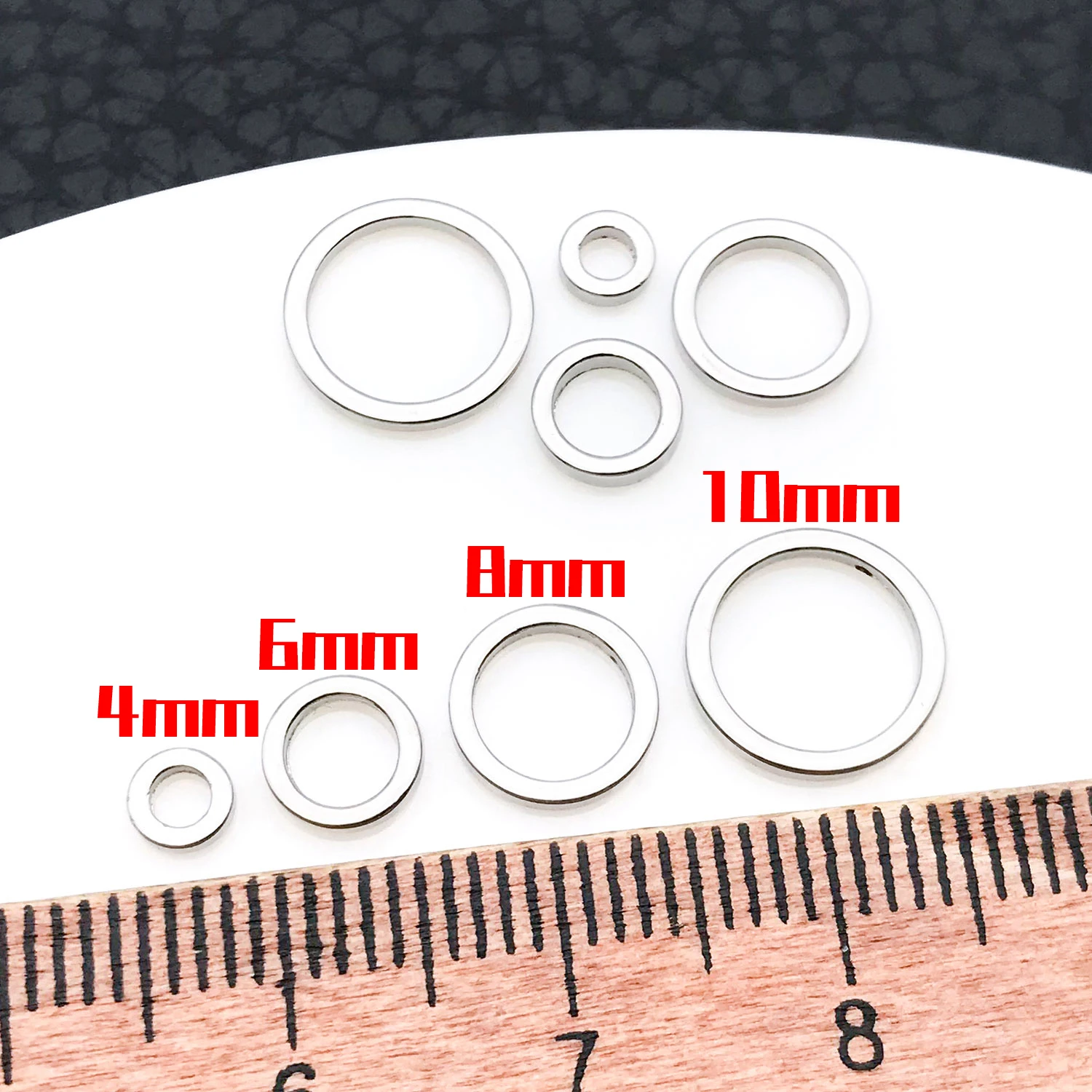30pcs Brass Closed Jump Rings for Jewelry Making