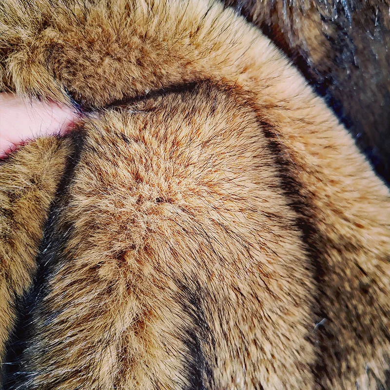 الكركم الأصفر فو الفراء النسيج ، حوالي 3-5 سنتيمتر طرف الشعر الأسود ، فرو الثعلب الاصطناعي ، الخياطة Diy بها بنفسك معطف طوق ، ملابس المرحلة ، الديكور