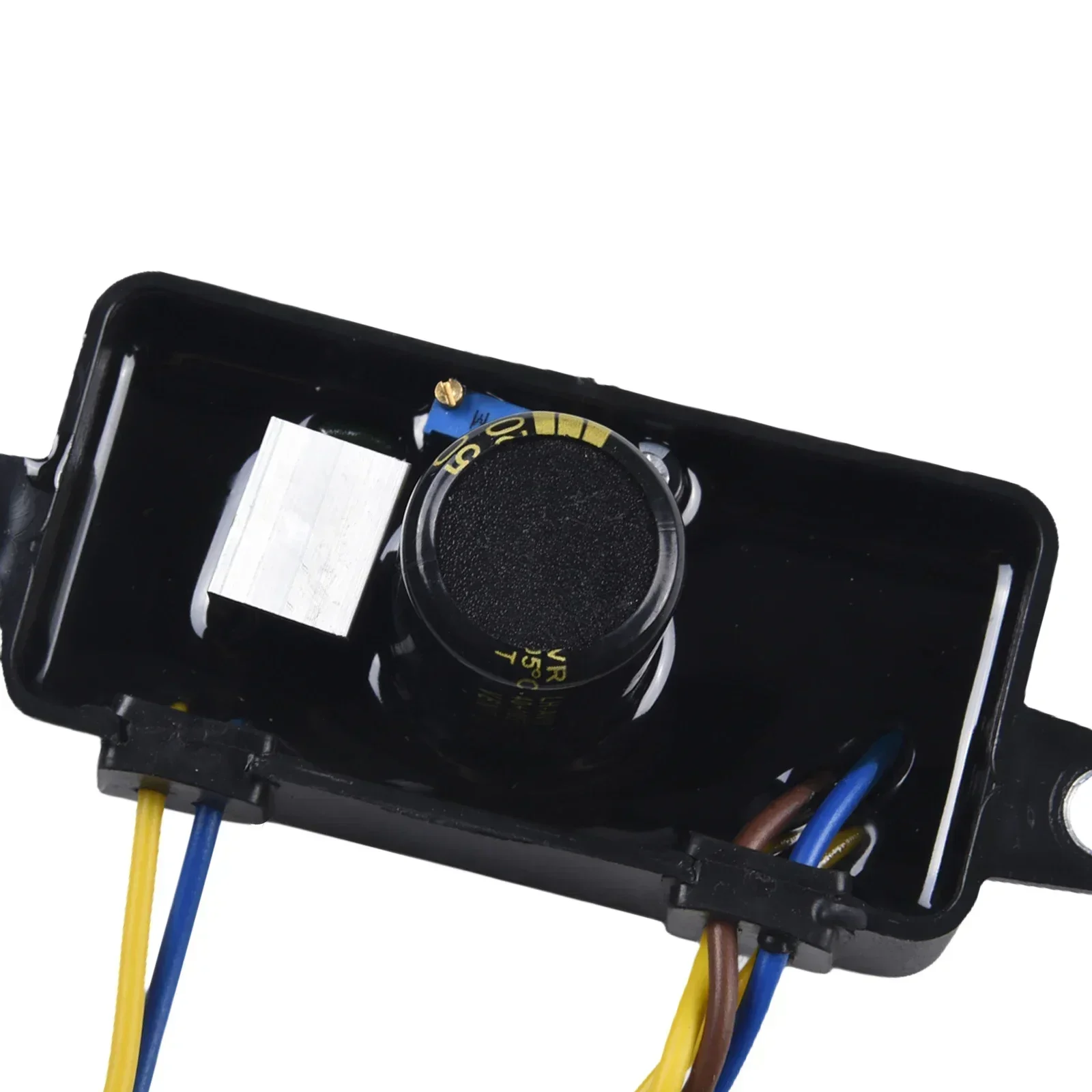 AVR Automatic Voltage Regulator Rectifier Single Phase For 2KW-3KW Generator Electrical Power Motor Tool Accessories 110*38*35mm