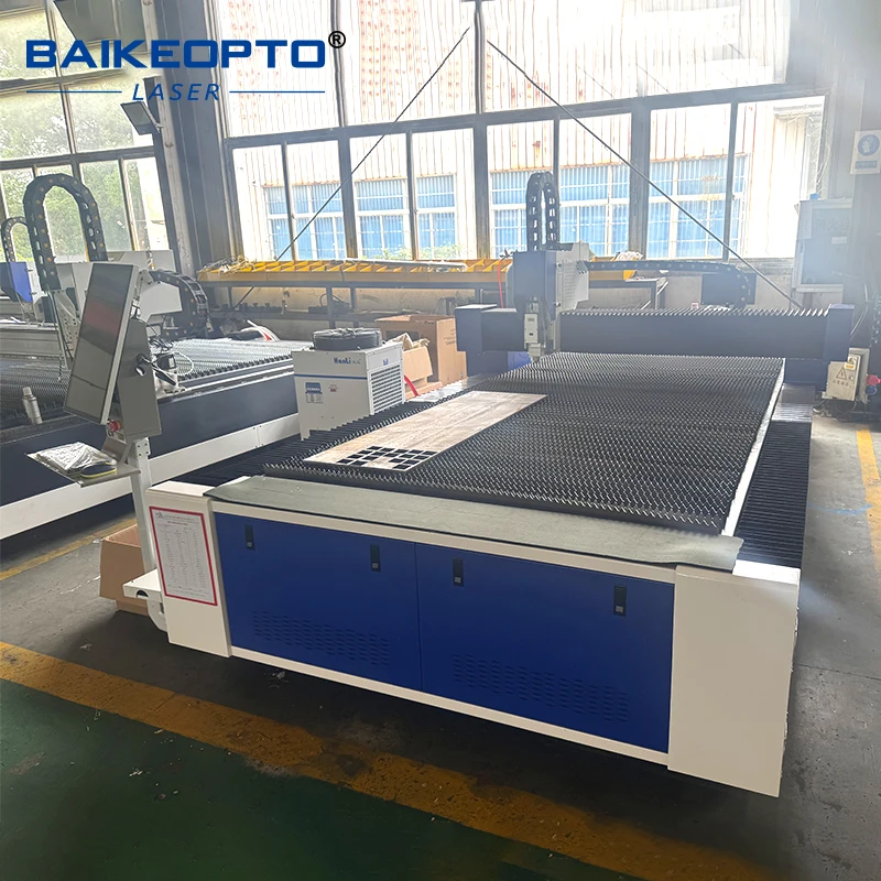 Factory Direct Supply 1500W CN - огляд і ціна Fiber Laser Cutter 1500W Metal