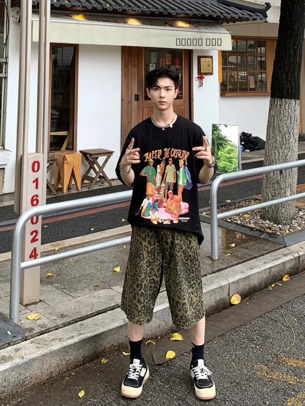 

Trendy Leopard Print Men's ort Jeans Summer High Street Design Five-Quarter Straight Leg Casual Faionable Straight Fit
