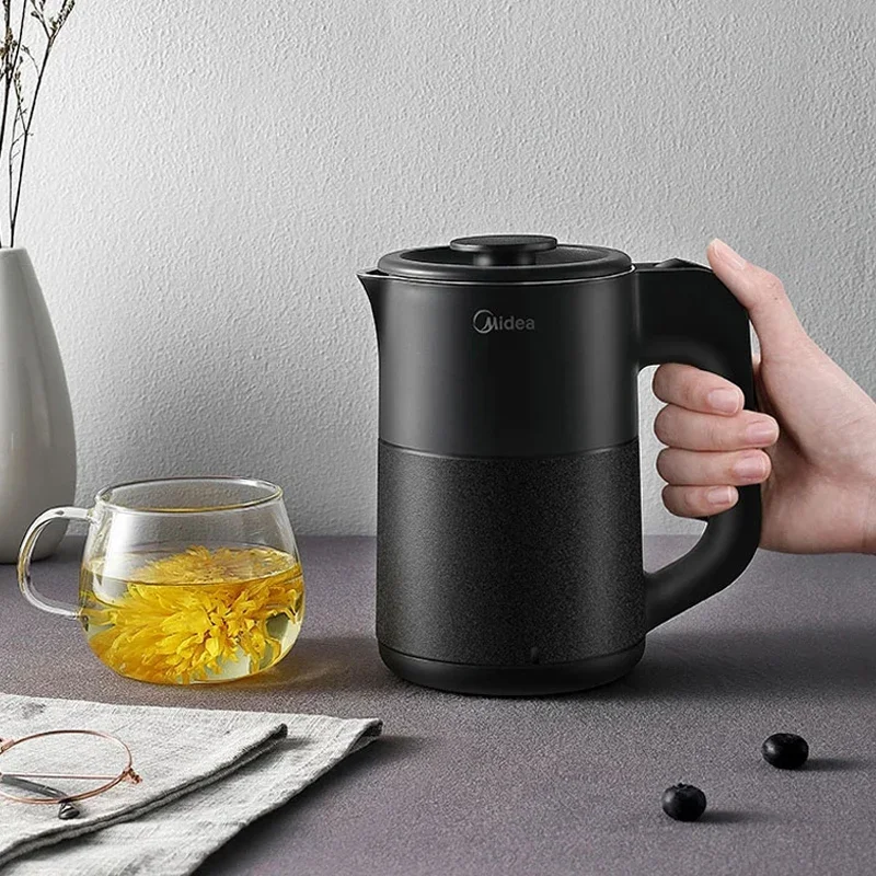 ميديا غلاية كهربائية صغيرة للسفر مكتب المنزل 600 مللي غليان سريع 800 واط غلاية مياه حرارية بطانة من الفولاذ المقاوم للصدأ MK-SH06M102