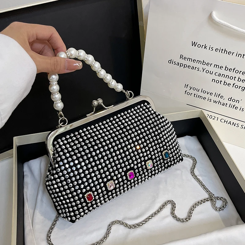 New Ladies Fashion Embroidered Crossbody Bag Elegant Metal Handle Shoulder Purse with Chain Strap Bohemian Clutch Handbag wallet