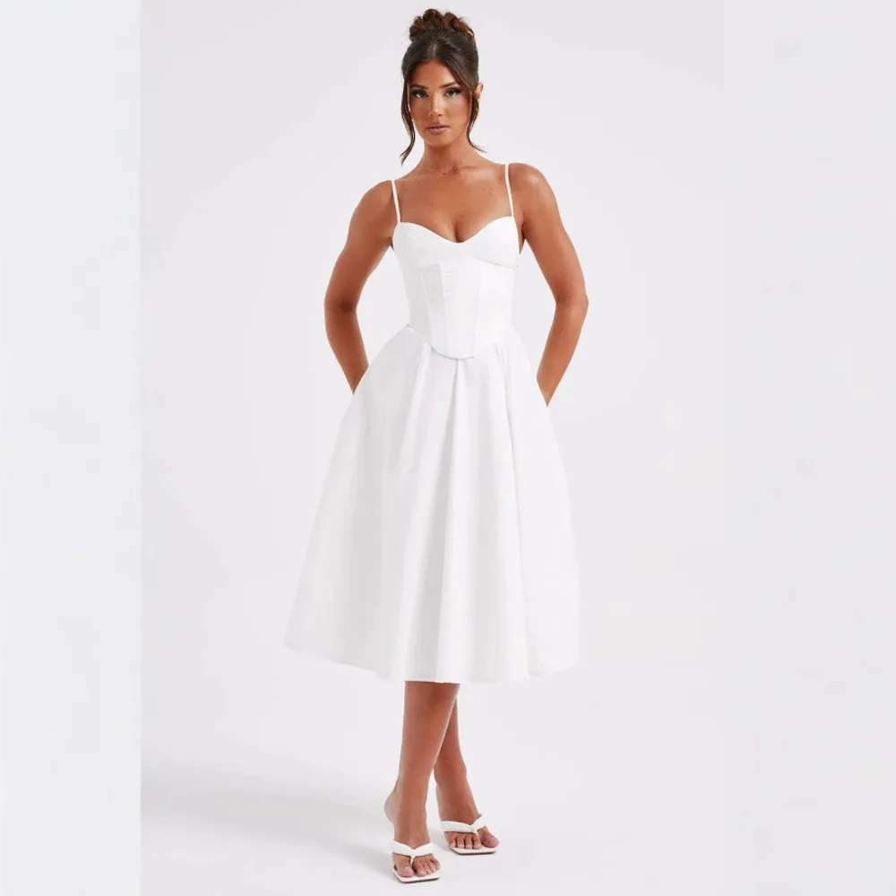 

Elegant French Retro Solid Color Sleeveless Boned Dress 2024 Winter New V Neck Waist Flowing Midi Dress Simple Chic