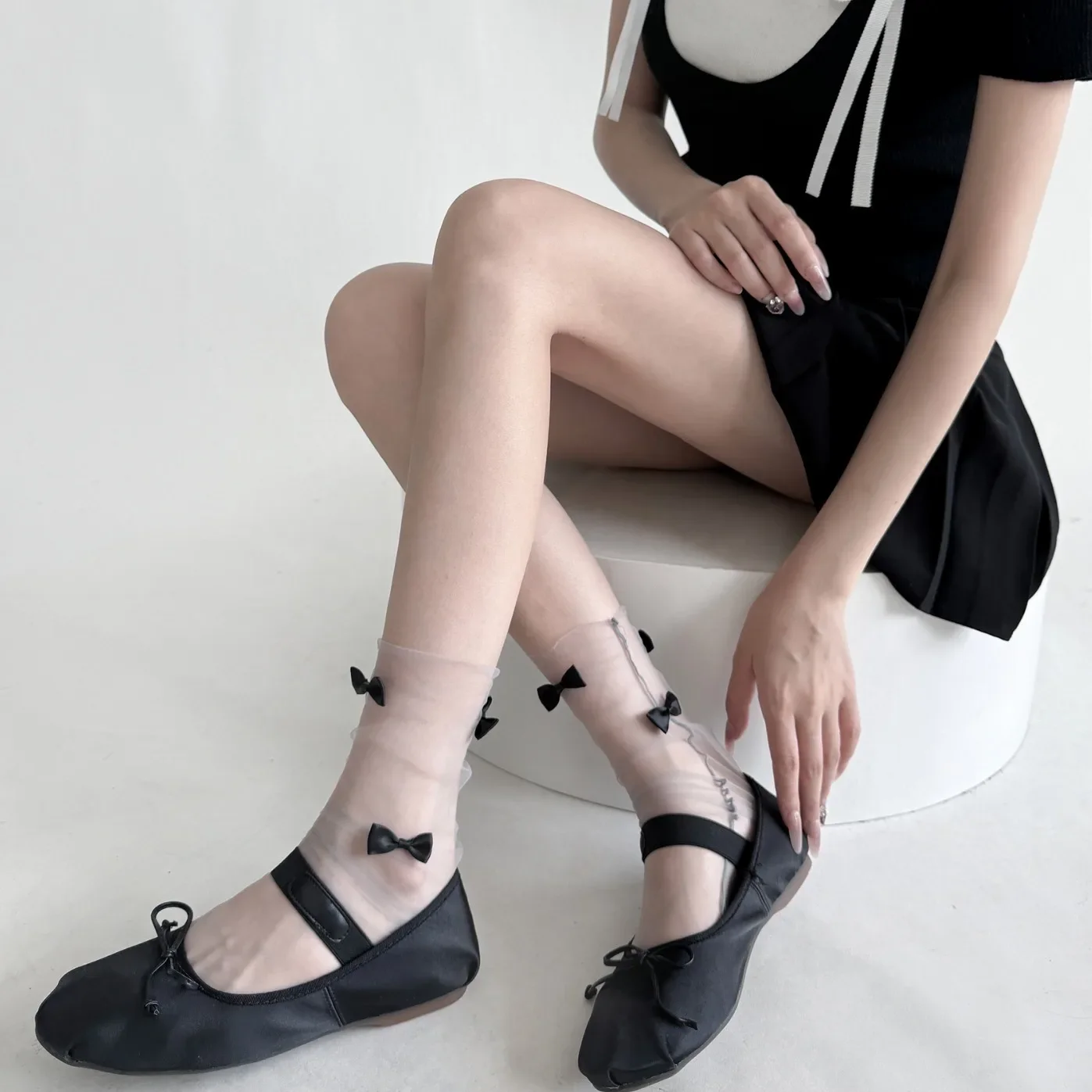 Women Socks Summer Ultra-thin Transparent Solid Color Loose Long Socks Cute Bow Lolita Sweet Girls Kawaii Cute Mesh Lace Socks