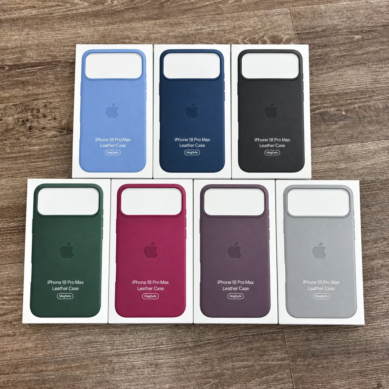 Skórzane etui do Apple iPhone 18 Pro Max z funkcją MagSafe – magnetyczne, bezprzewodowe ładowanie, odporne na wstrząsy, cienkie, ochronne etui z zabezpieczeniem dla aparatu.