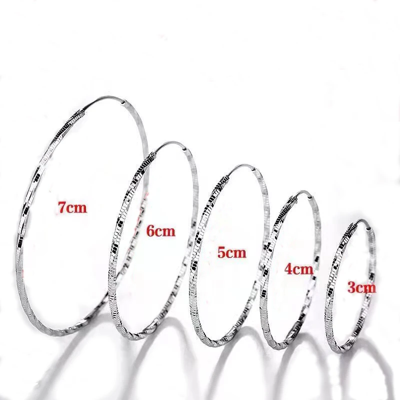 316L Edelstahl 3-6 cm minimalistische große Kreis Creolen für Frauen trendige silberfarbene Metall glatte runde Ohrringe Schmuck – Detail 6