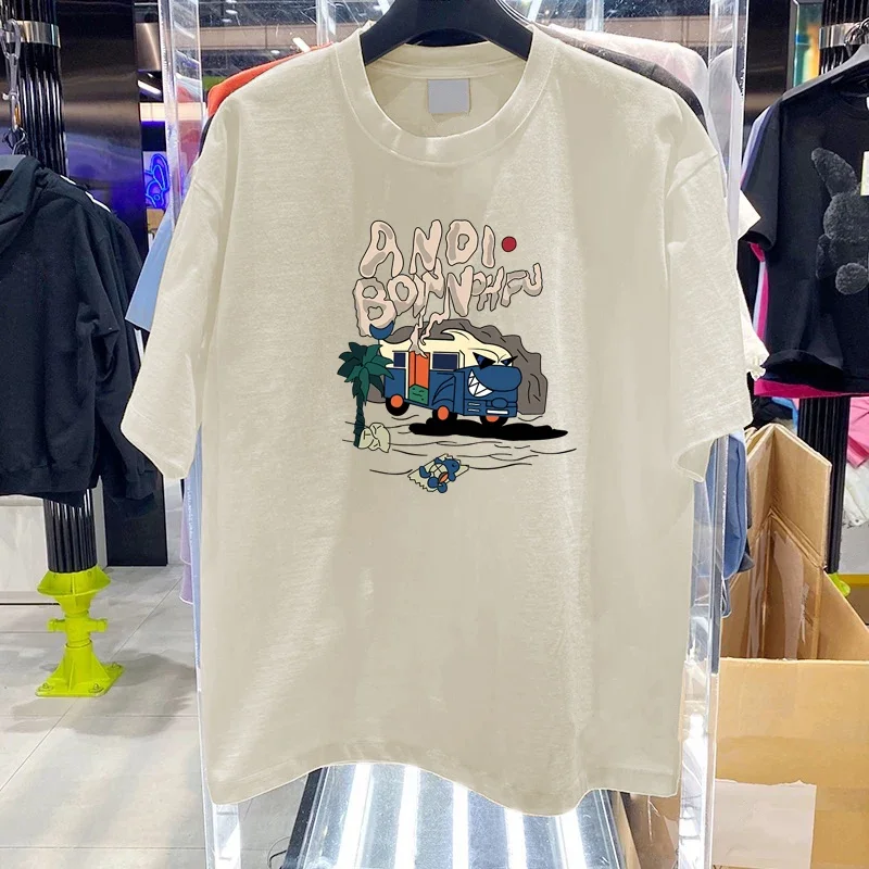 Kaos Pria Terbaru 2025 Desain Neon Mobil dan Pohon Palem Vintage Katun Kasual Musim Panas Ukuran Besar Bernapas Estetika Urban