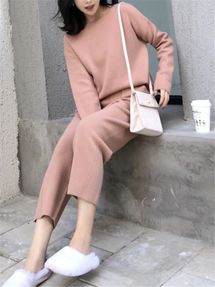 REALEFT 2 Pieces Women\'s Sets Warm Knitted Tracksuit 2022 New Autumn Winter O-Neck Sweater and Casual Harme Pants Pullover Suits