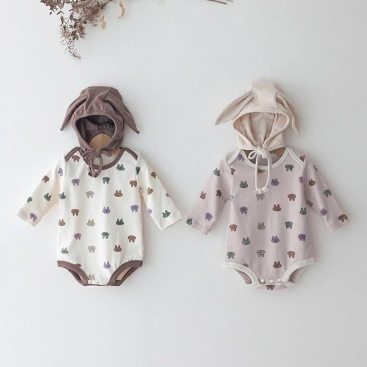 

2025 Autumn New Baby Long Sleeve Cotton Bodysuit + Hat 2pcs Set Newborn Cute Cartoon Print Jumpsuit Toddler Boy Girl Clothes