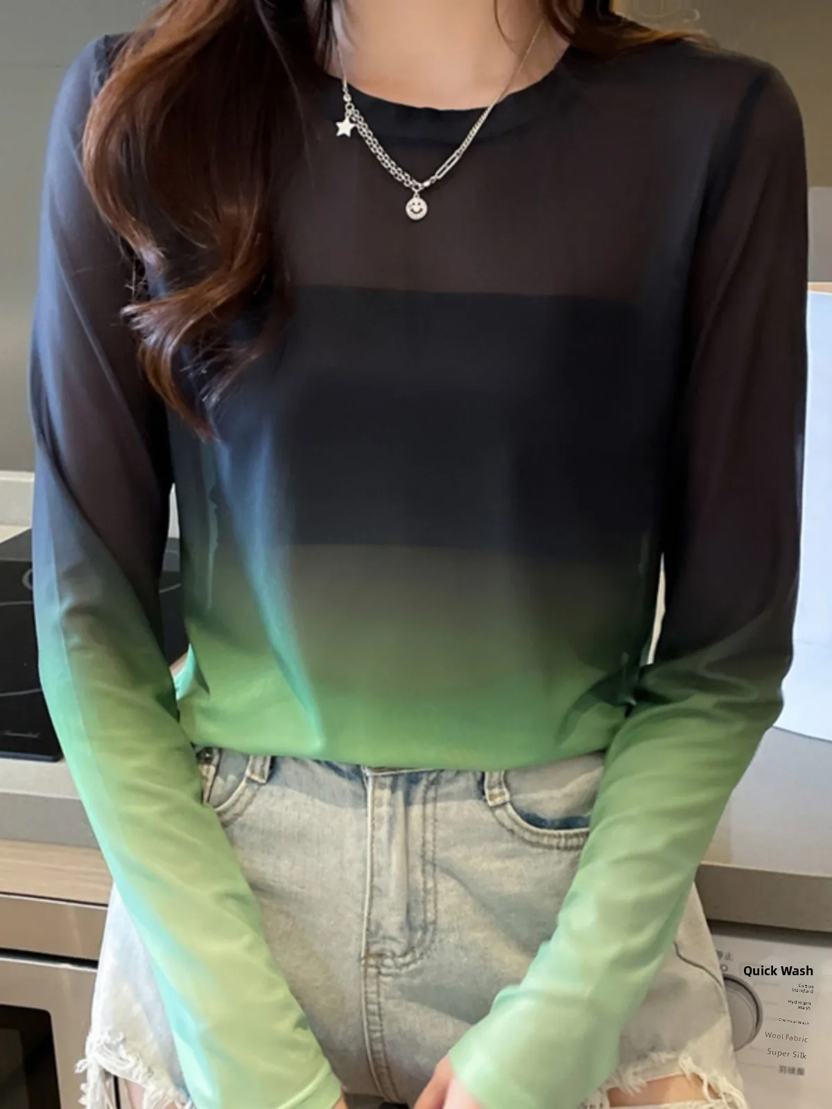 قميص نسائي بقاعدة شبكية من الحرير الجليدي تي شيرت نسائي ربيعي جديد متدرج اللون شبه شفاف بأكمام طويلة تي شيرت مثير ورقيق للحما...