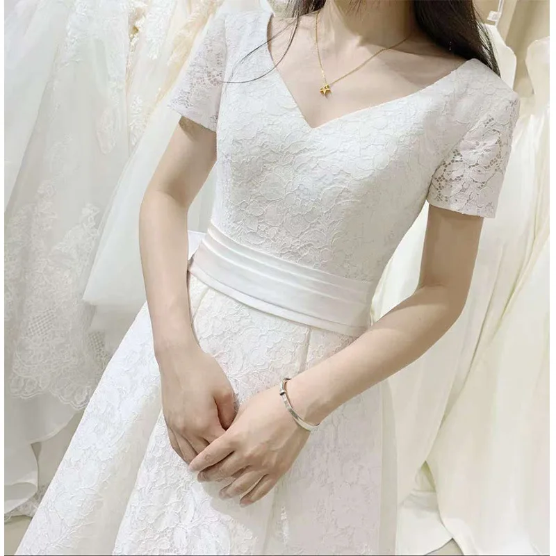 Abiti da sposa classici con scollo A v A Line per la sposa elegante e confortevole abito lungo in pizzo De Mariee nuova manica corta Sukienka Na Wesele