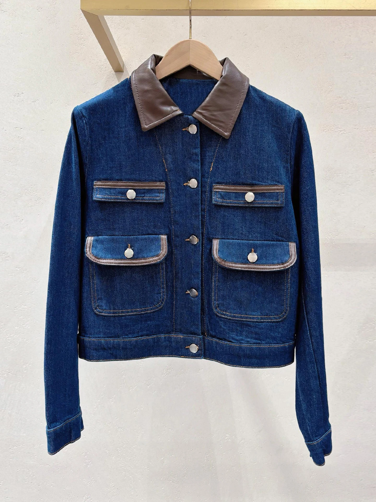 

Faionable Ретро Лоскутный кожаный воротник Джинсовая верхняя одежда Jaet ort Женское осенне-зимнее пальто премиум-класса от M Home South Oil