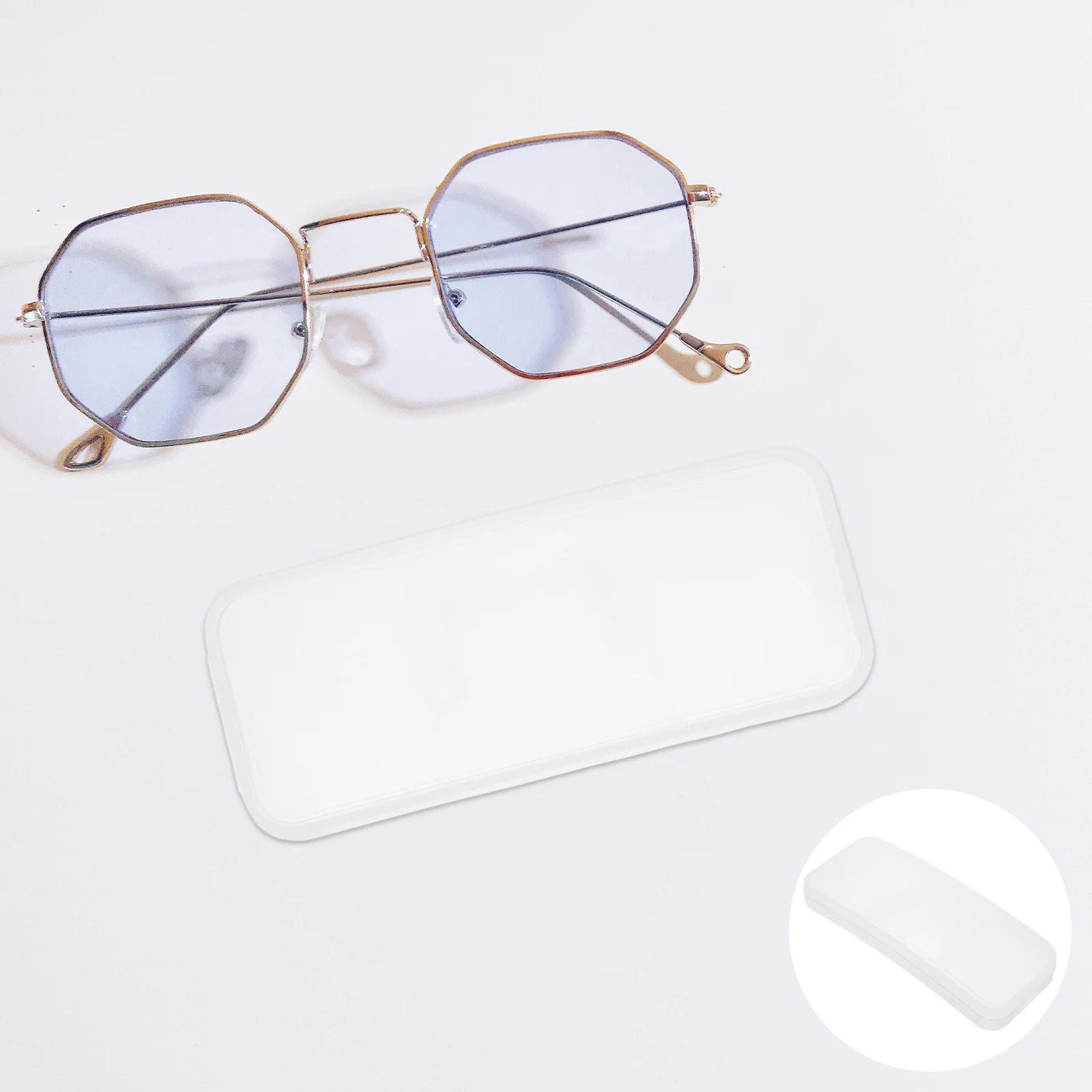 

10Pcs Glasses Clip Case Slim Portable Eyeglass Organizer Shockproof Plastic Protective Case for Sunglasses Daily Commute Travel