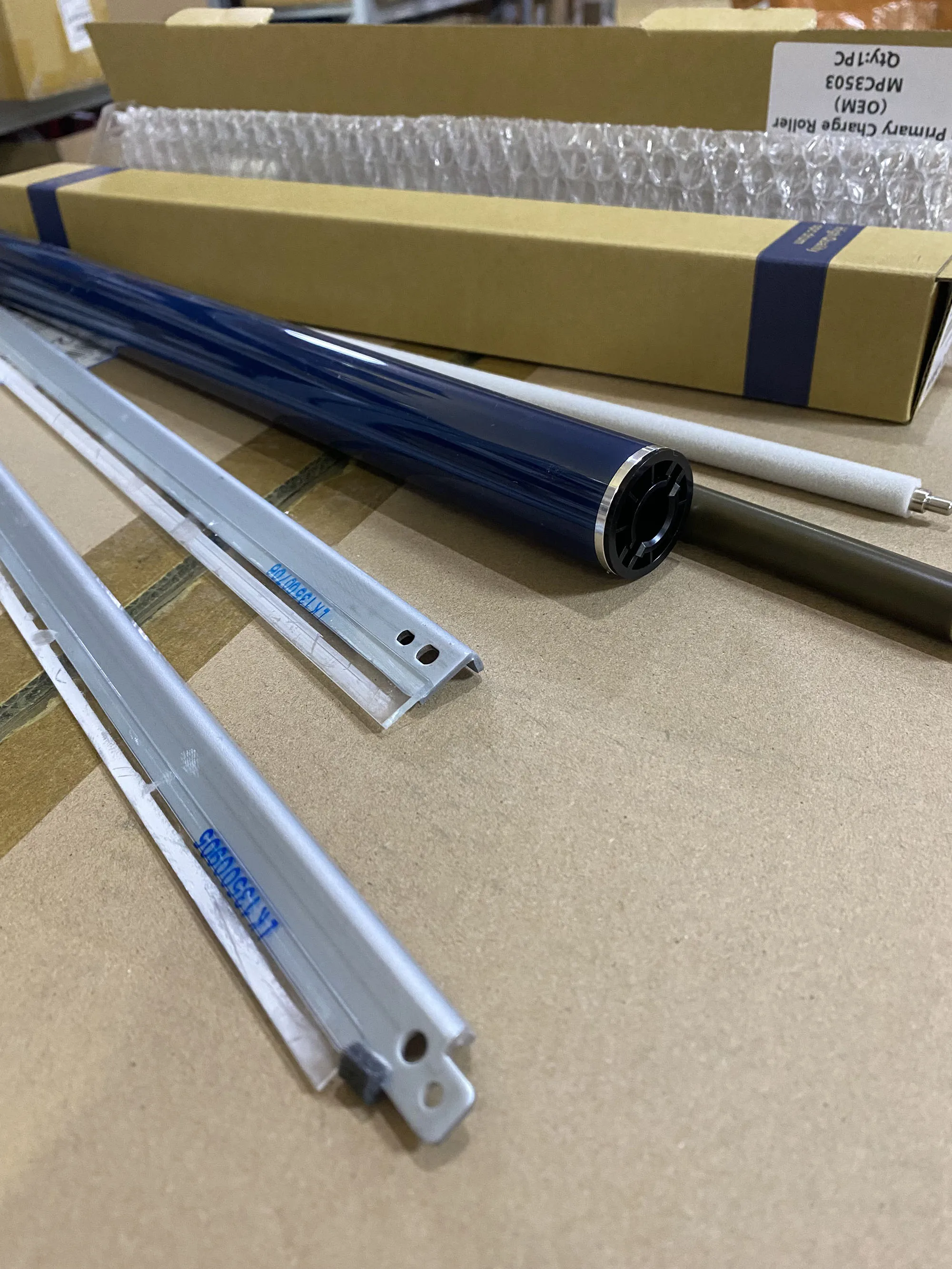 

Для Ricoh MP C3503 C3003 C4503 C5503 C6003 OEM цветной барабанный комплект OPC MPC3503 MPC4503 MPC5503 оригинальный первичный зарядный ролик OEM PCR