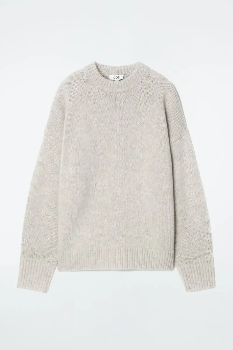 

Ethereal YAZHIMEI 2025 spring new style of Women's casual crew-neck sweater with loose knit hoodie