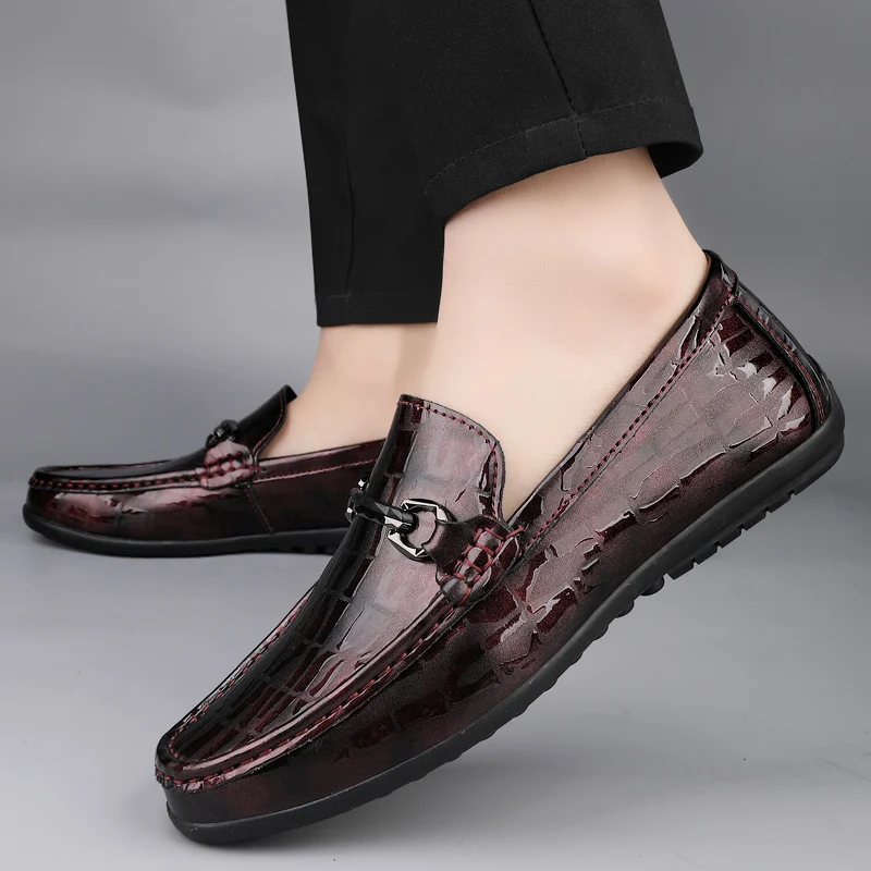 Spring New Brand Fashion Business Metal Buckle Loafers Shoes Mens Crocodile Leather Comfortable Anti Slip Wedding Driving Shoes