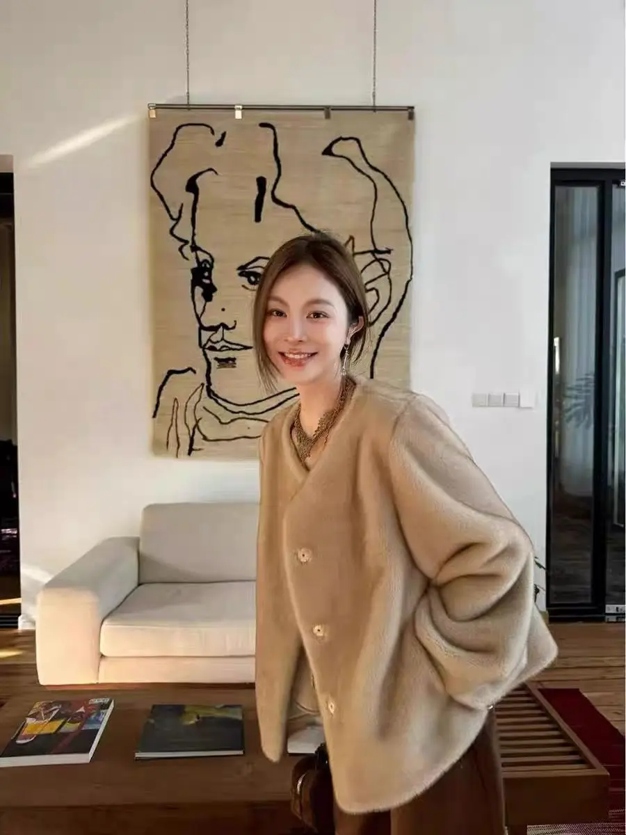 

Faux Fur Green Coats Womens Modigirl Hip Length Office Lady Steampunk Style Outcoat Outwear Stand Neck Feather Fully Down Niche