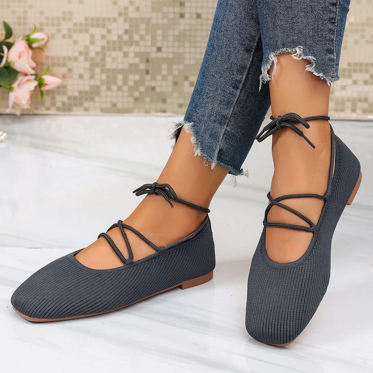 Französische flache Schuhe 2026 Sommer Neu Runde Zehenpartie Atmungsaktive Leichte Ballett-Strick-Freizeitschuhe Bequeme Damenschuhe – Detail 9
