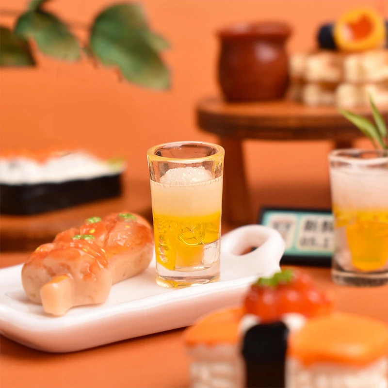 Zabawki do kuchni, kubki do wina, 10 sztuk miniaturowych kubków do piwa, zabawny wystrój domku dla lalek, rekwizyty do zabawy w udawanie