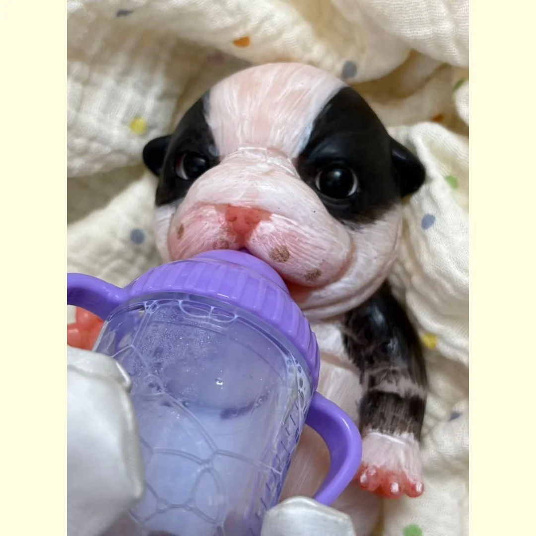 17cmミニシリコン犬人形、口が開く、3Dペイント、ソフトタッチ、キュートなベベリボーン犬人形、子供へのプレゼントに