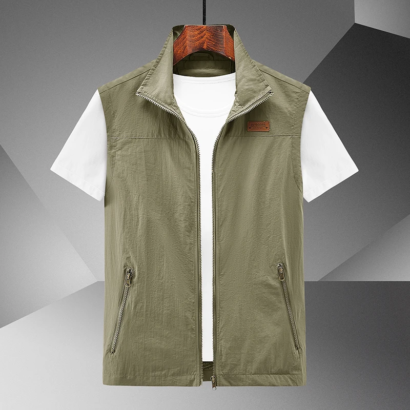 

2024 Outdoor Casual Vest Summer Men's Fashion Loose Breathable Fishing Vest Suitable for Hiking Camping Multi Pocket Jackets