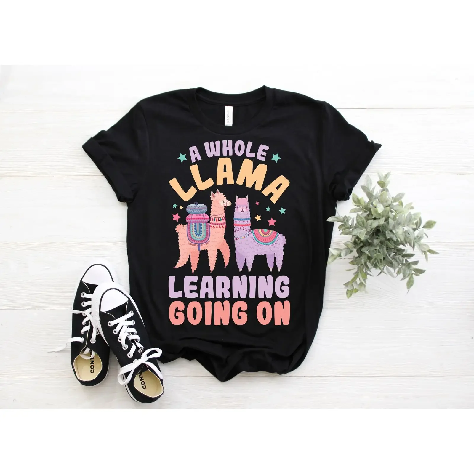 A Whole Llama Learning Going On T Shirt Funny Alpaca Back To School Teacher Student 100 Days Kindergarten vintage Washed