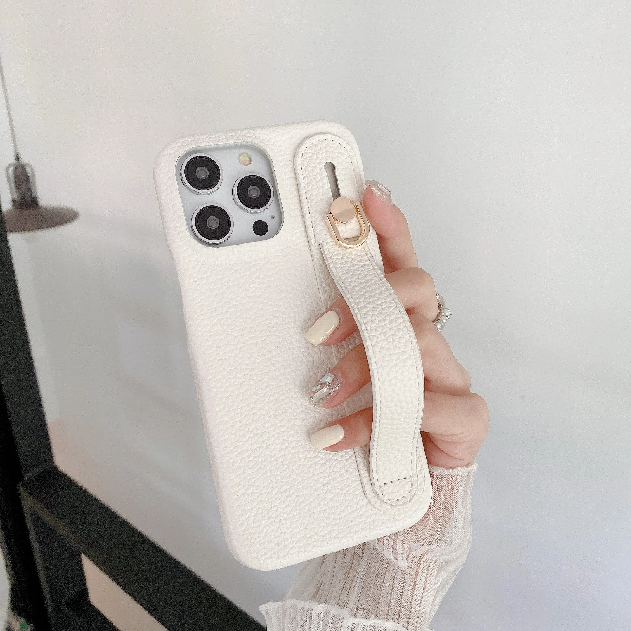 

Роскошный кожаный чехол с ремешком на запястье и рисунком личи для Iphone 15, 14, 13, 12, 11 Pro Max, простой модный чехол