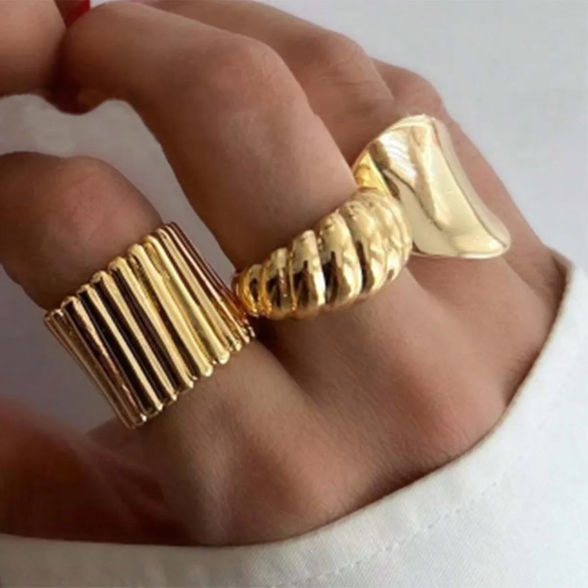 Fashion Exaggerated Irregular Rings Set For Women Vintage Minimalist Ripple Asymmetrical Finger Ring Trendy Jewelry Gifts 2025