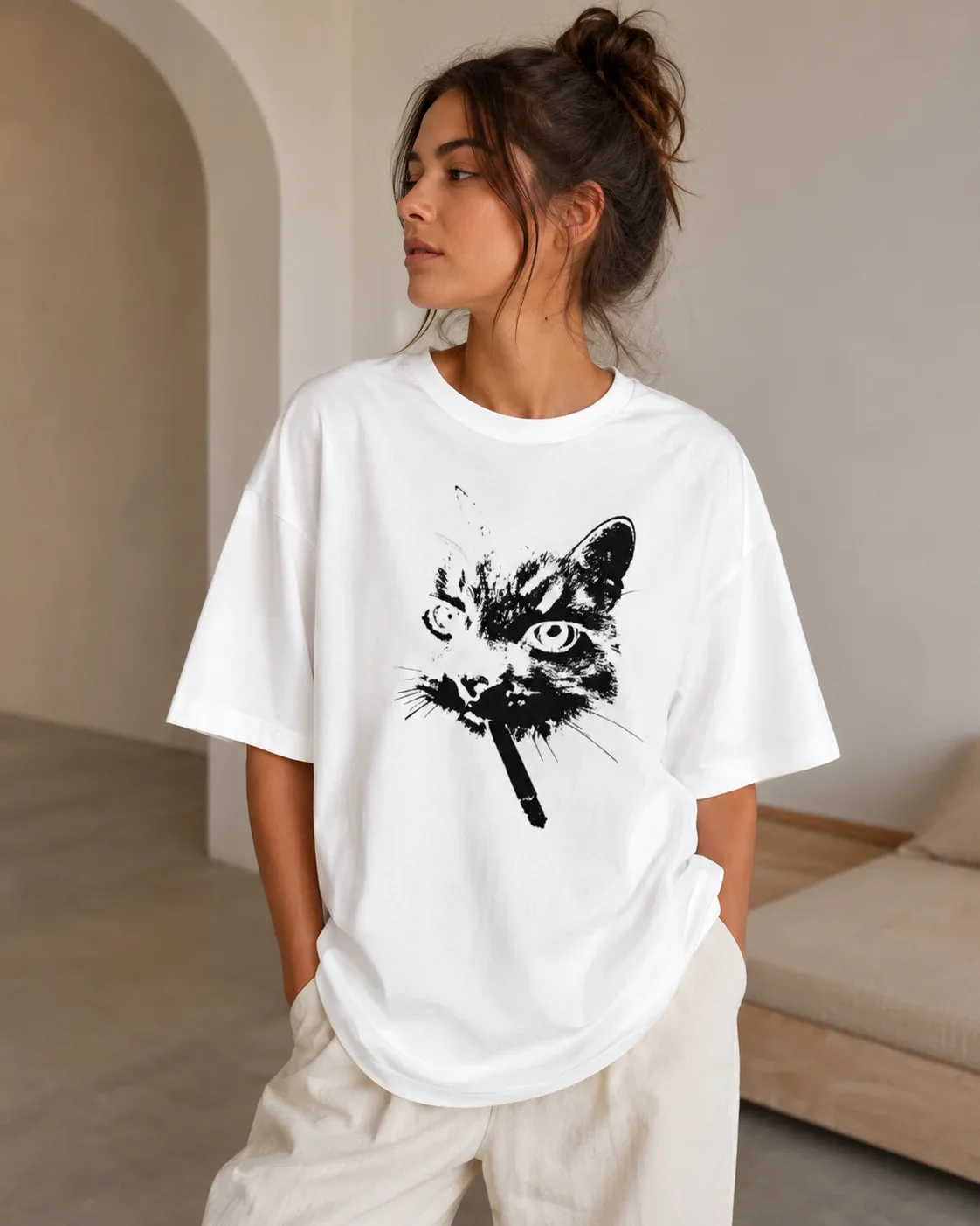 New High-quality Women T-shirt Featuring A Custom American Tabby Cat Design Stylish Loose-fitting Short-sleeve Crew-neck T-shirt