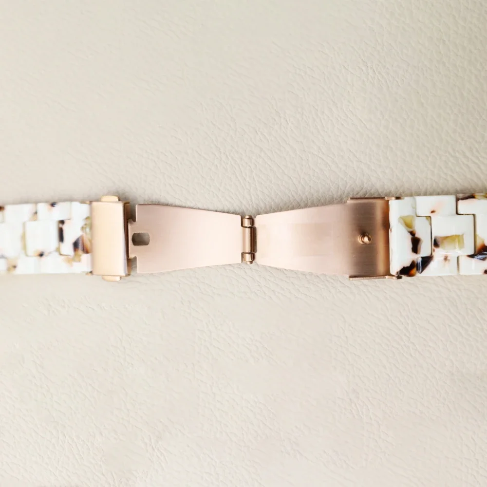 Correa de resina para Apple Watch Band 40mm 41mm 42 44mm 45mm 49mm pulsera hebilla de acero inoxidable serie IWatch Ultra 9/8/7/6/5/4/SE