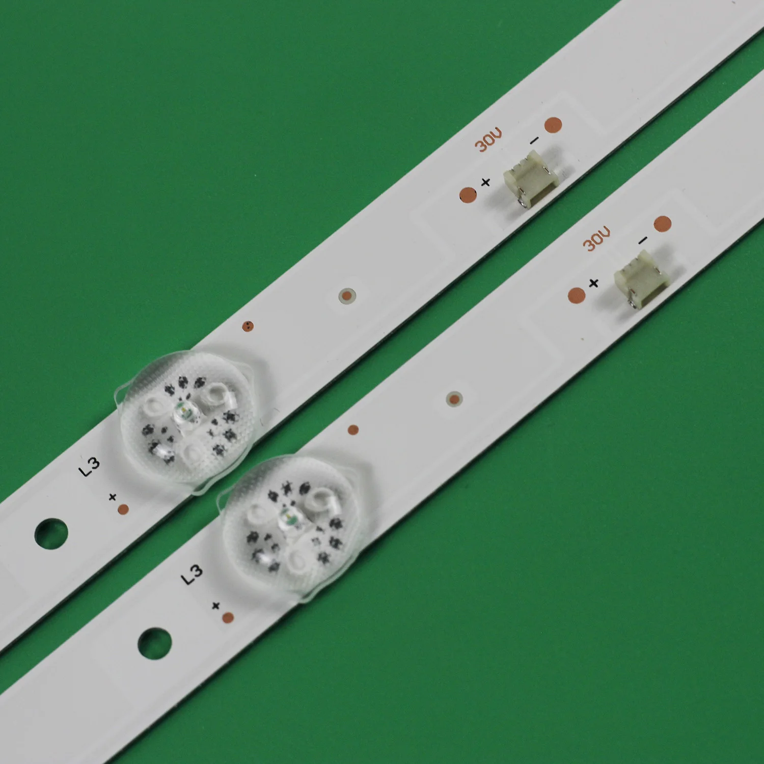 2 قطعة/المجموعة LED الخلفية شرائط RF-BS320E30-0501S-28 A1 32f1000 v320dj8-q01 LED32-ES5004 6V 5 المصابيح 552 مللي متر