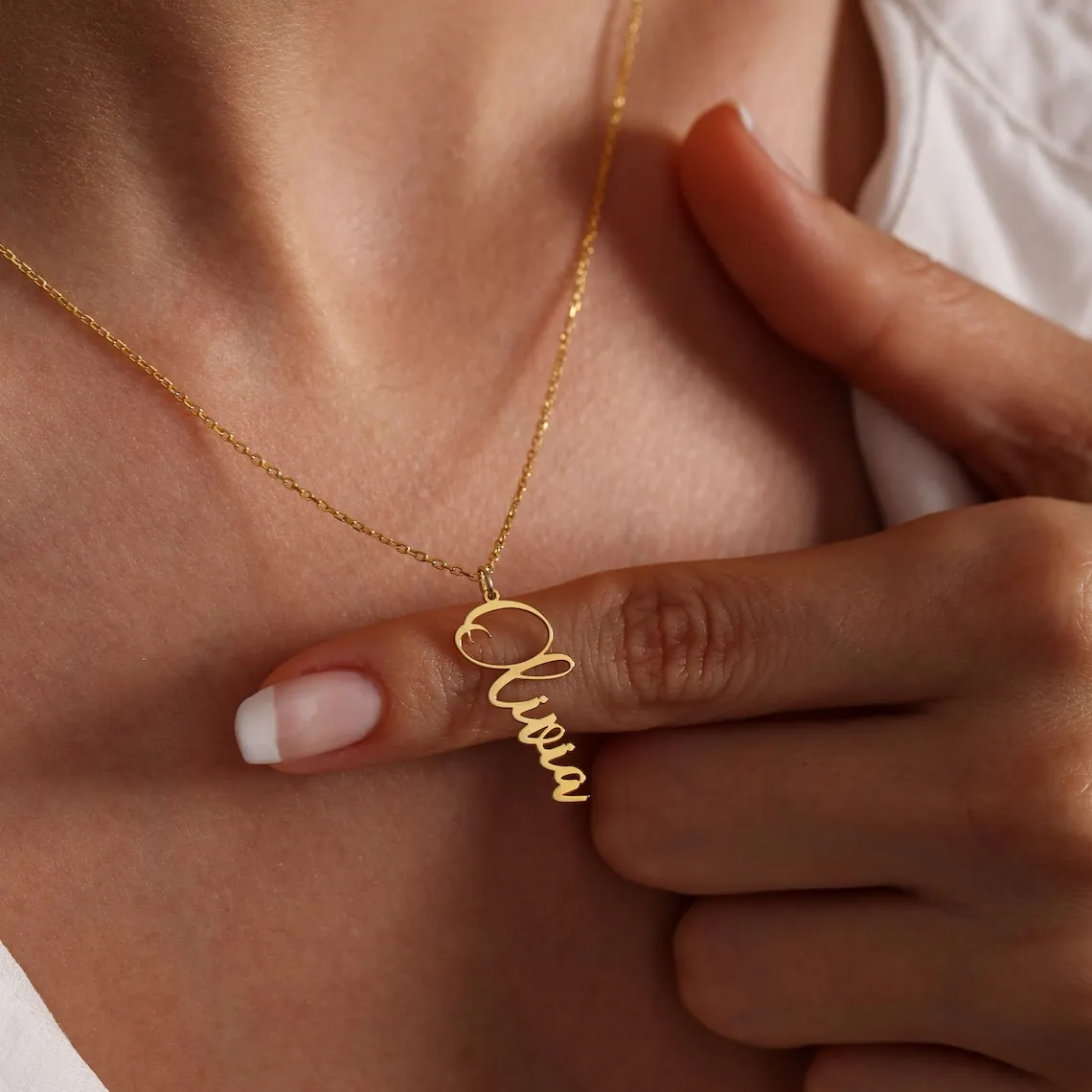 Personalized Gold Color Name Necklace Customized Vertical Nameplate Pendant Stainless Steel Necklace Women Men Child Jewelry