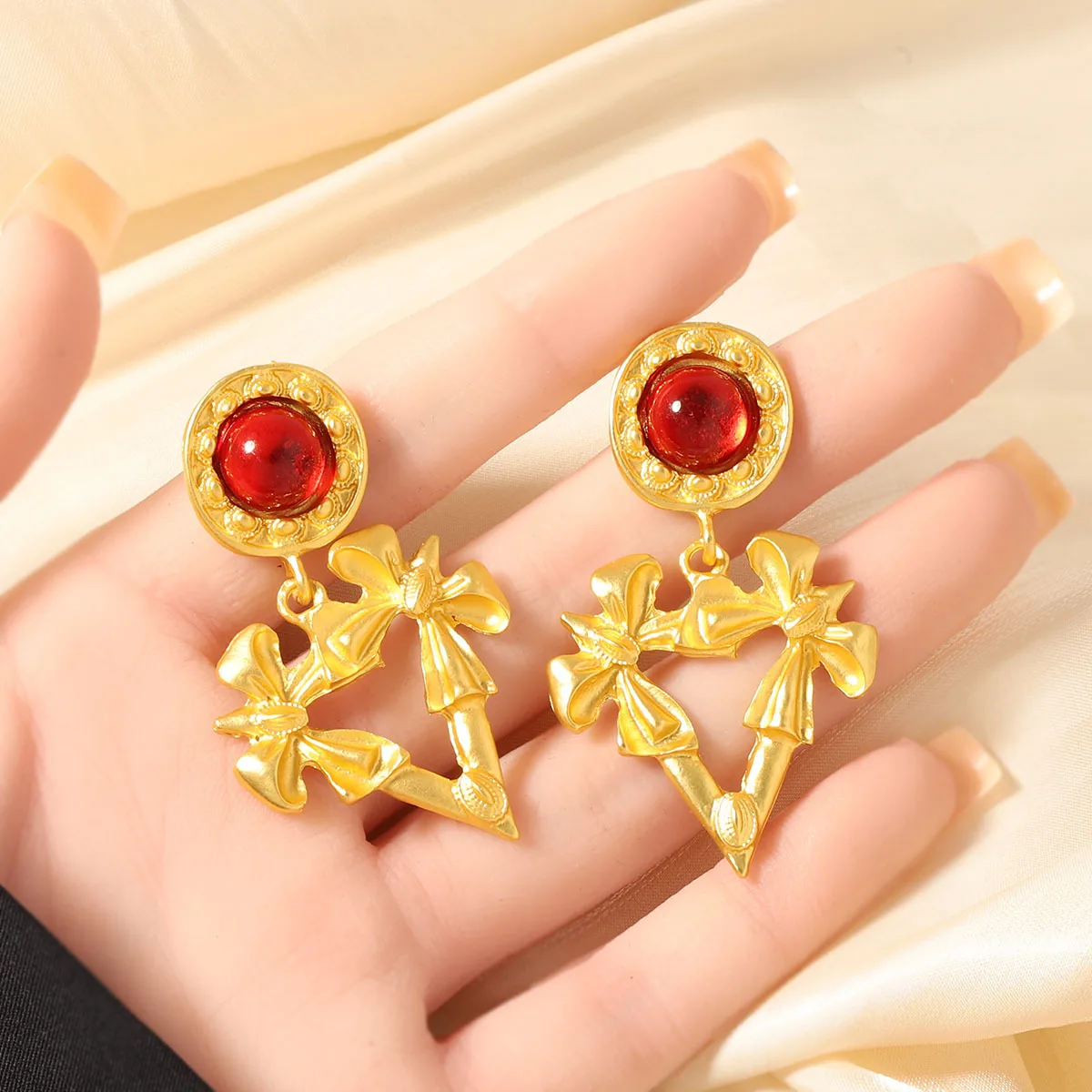 Baroque medieval retro court style metal triangular bow earrings stud earrings female