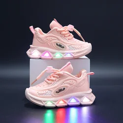 Baby Shoes2023 Spring Autumn New Boys and Girls Light Up Clunky Sneaker Small and Medium-sized Children's Soft Soled Baby Shoes