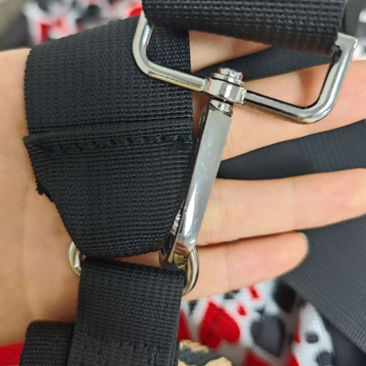 2025 أكياس قش الحصان المتينة والمتينة مع حزام قابل للتعديل